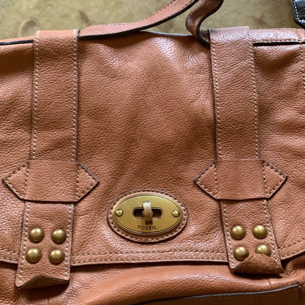 Fossil shoulder bag